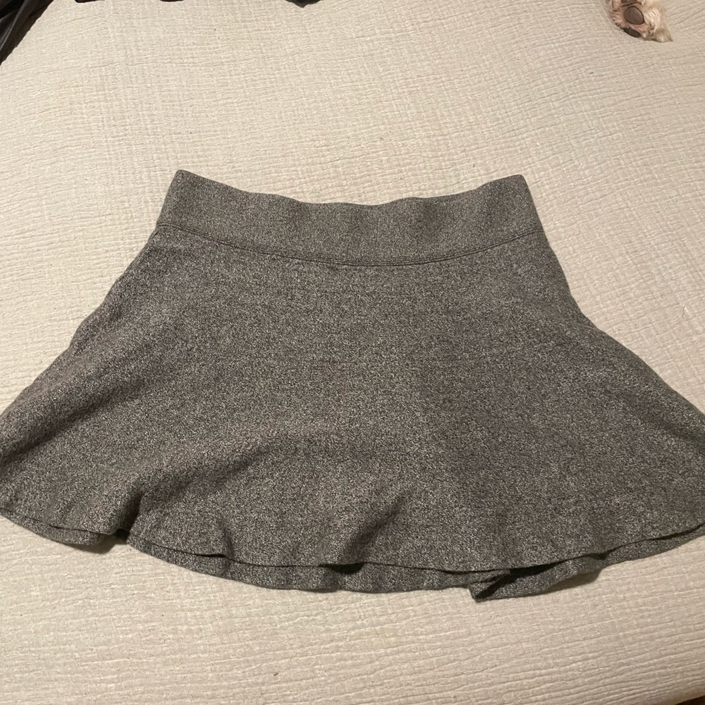 Aritzia skirt